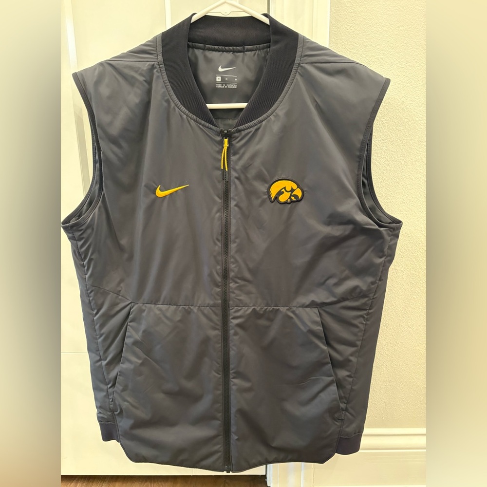 Iowa Hawkeyes Vest